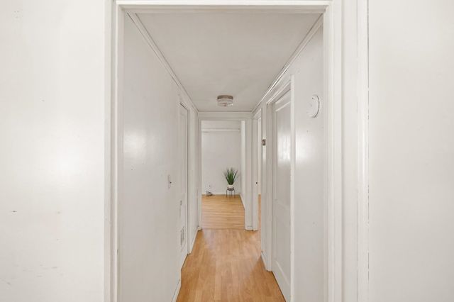 22 Mills Avenue, South Burlington, VT 05403