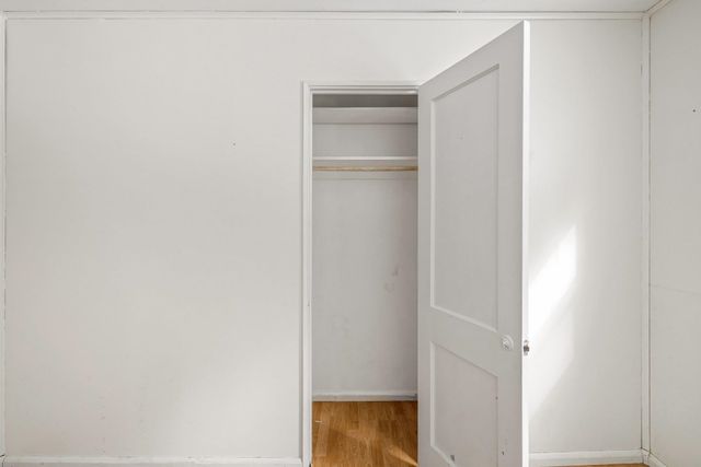 22 Mills Avenue, South Burlington, VT 05403