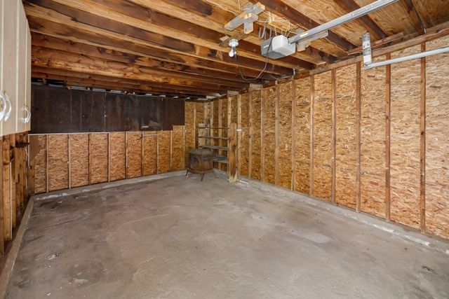 22 Mills Avenue, South Burlington, VT 05403