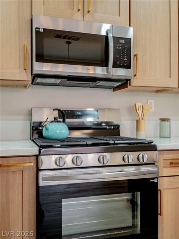 4153 Compatibility Court, North Las Vegas, NV 89032