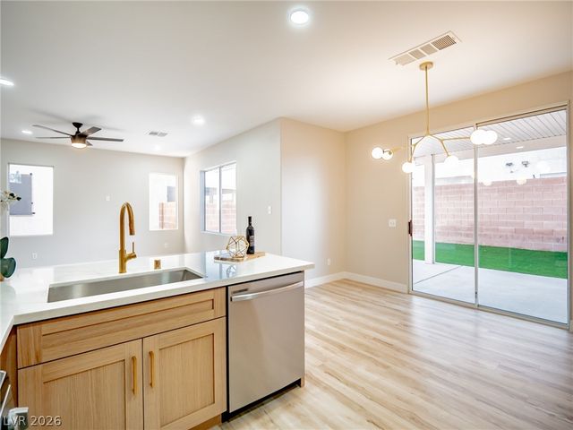 4153 Compatibility Court, North Las Vegas, NV 89032