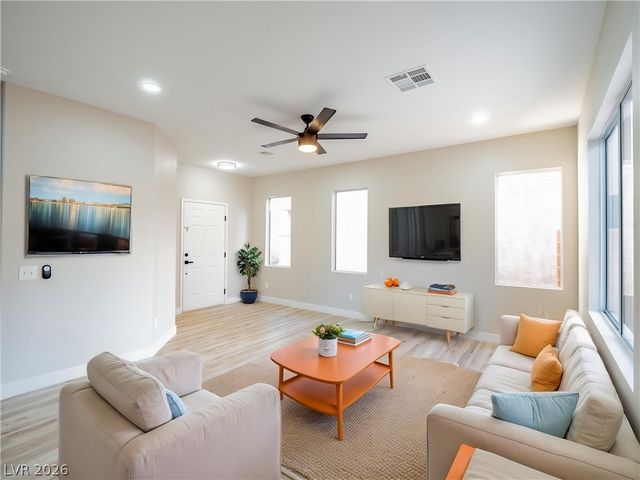 4153 Compatibility Court, North Las Vegas, NV 89032