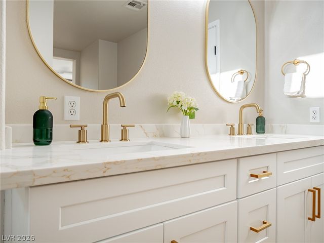 4153 Compatibility Court, North Las Vegas, NV 89032