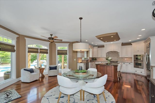 1678 Barkei Drive, Batavia, IL 60510