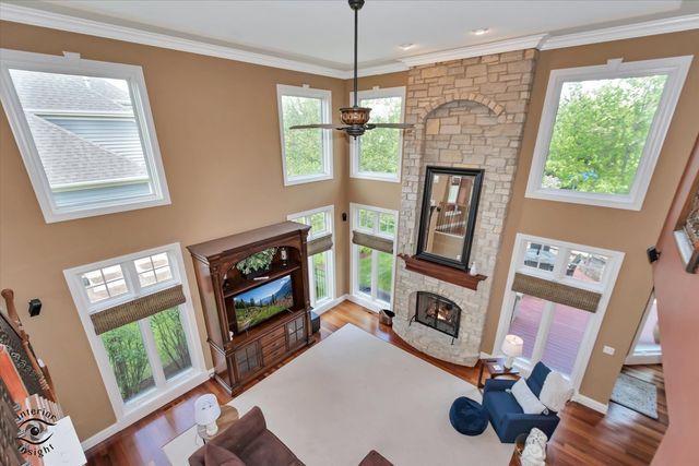 1678 Barkei Drive, Batavia, IL 60510