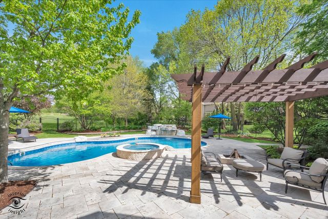 1678 Barkei Drive, Batavia, IL 60510