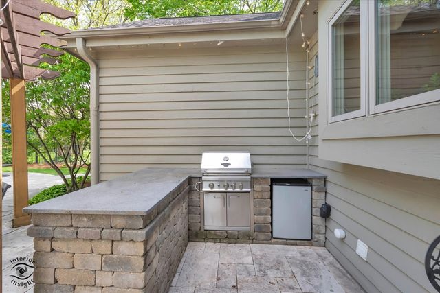 1678 Barkei Drive, Batavia, IL 60510