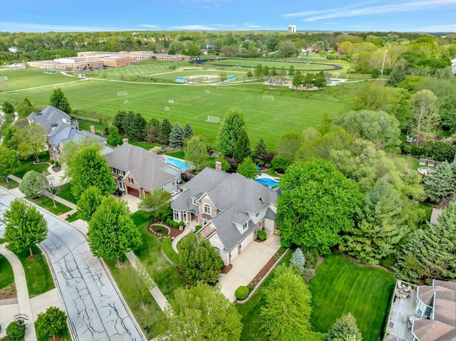 1678 Barkei Drive, Batavia, IL 60510