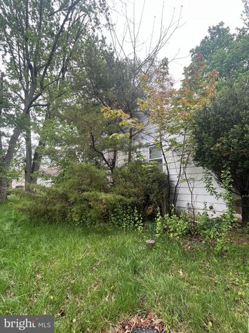 911 BENT RD, Hatfield, PA 19440