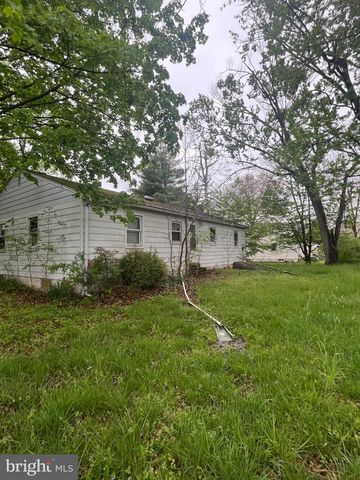 911 BENT RD, Hatfield, PA 19440