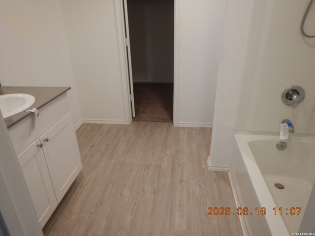 12835 Basil Cluster, St Hedwig, TX 78152
