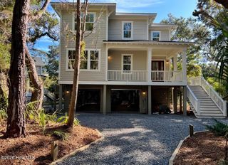 14 Dowitcher Trail, Bald Head Island, NC 28461