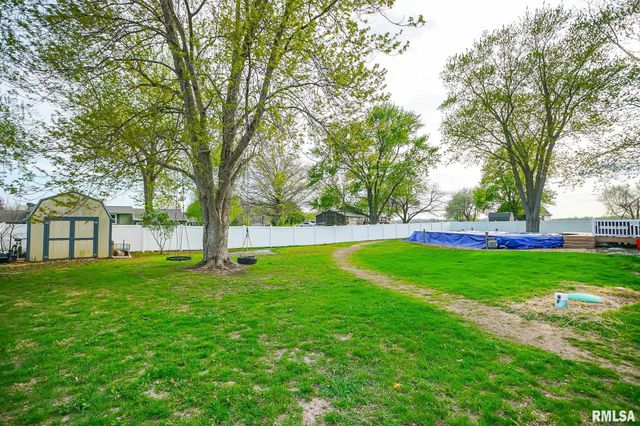 104 JAMESTOWN Court, Pekin, IL 61554