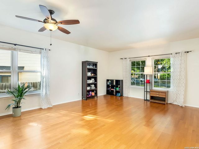 16603 Crystal Glade, San Antonio, TX 78247