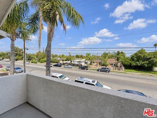 6545 Fulton Avenue 205, Van Nuys (los Angeles), CA 91401