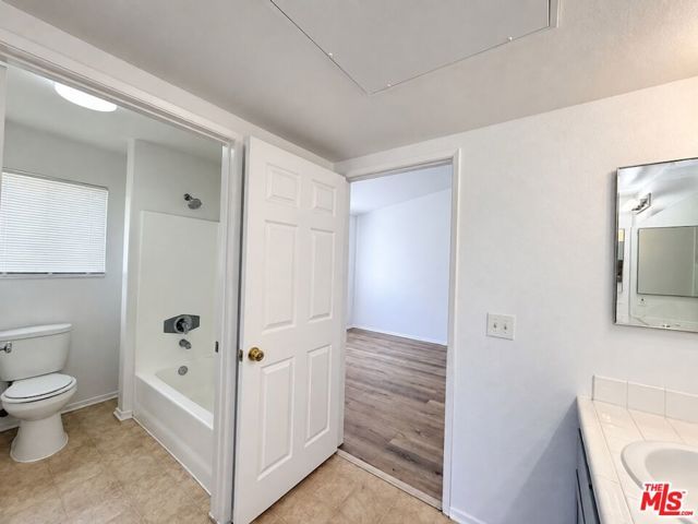 6545 Fulton Avenue 205, Van Nuys (los Angeles), CA 91401