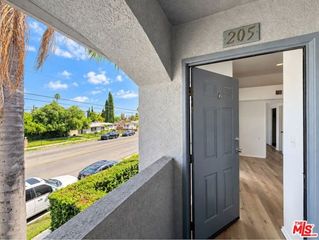 6545 Fulton Avenue 205, Van Nuys (los Angeles), CA 91401
