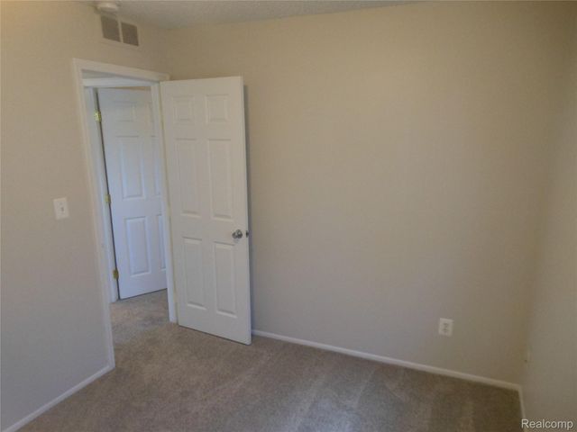501 E BRECKENRIDGE Street, Ferndale, MI 48220