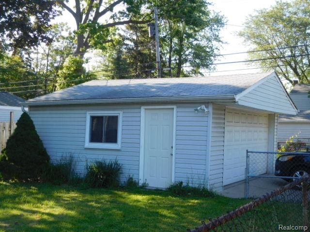 501 E BRECKENRIDGE Street, Ferndale, MI 48220