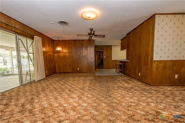 404 Rhodes, Victoria, TX 77904