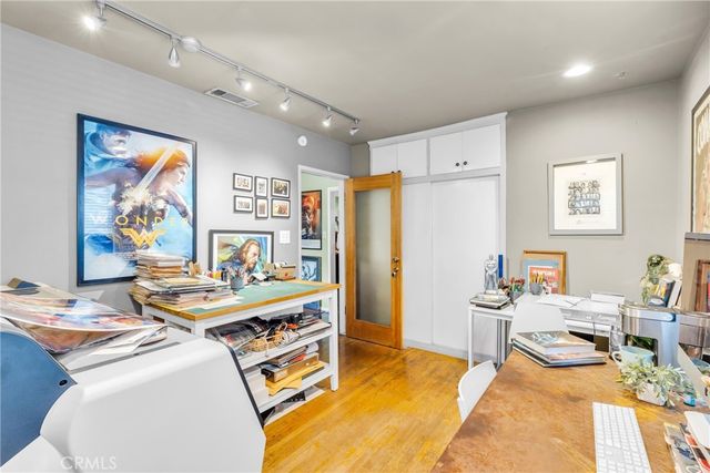 5425 Halbrent, Sherman Oaks, CA 91411