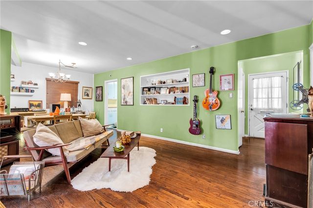 5425 Halbrent, Sherman Oaks, CA 91411