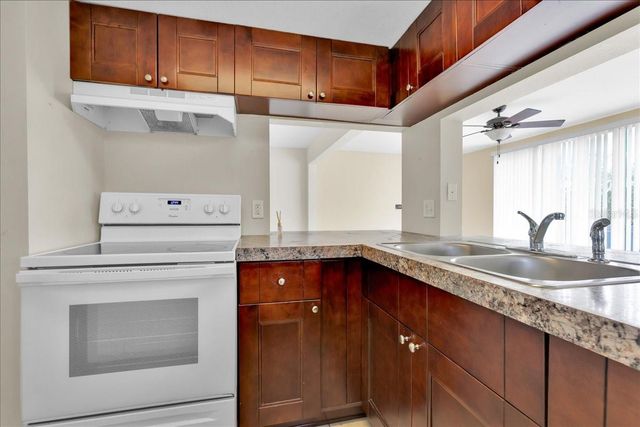 271 CARIBBEAN DRIVE Main Unit, Davenport, FL 33897