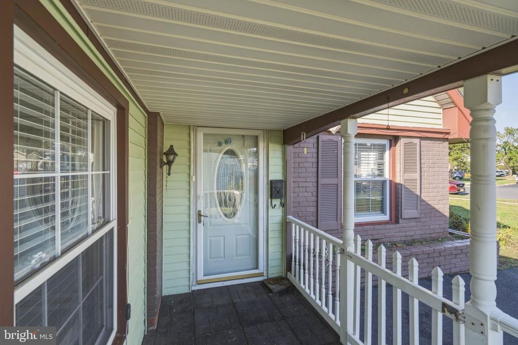 8 SEDGWICK LN, WILLINGBORO, NJ 08046 — photo 2