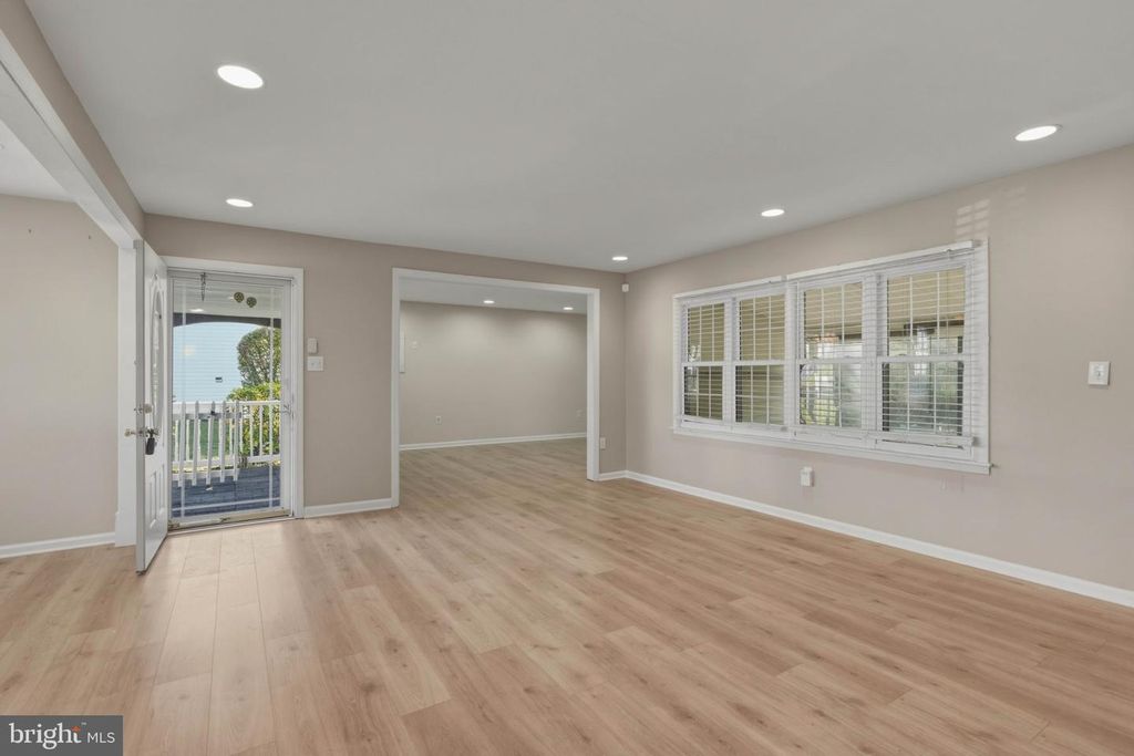 8 SEDGWICK LN, WILLINGBORO, NJ 08046 — photo 3