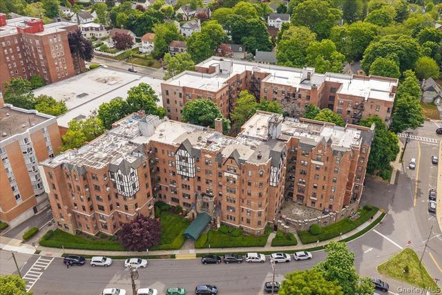 10 Nosband Avenue 3J, White Plains, NY 10605