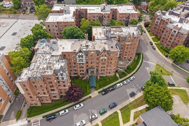 10 Nosband Avenue 3J, White Plains, NY 10605