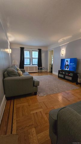 10 Nosband Avenue 3J, White Plains, NY 10605