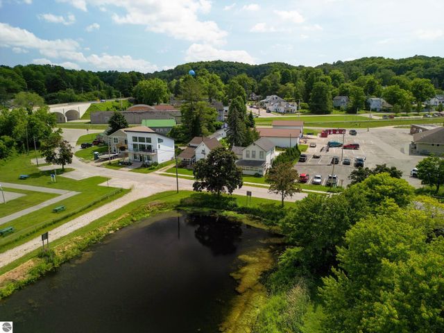 7301 Clark Street, Beulah, MI 49617