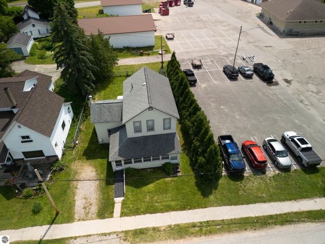 7301 Clark Street, Beulah, MI 49617