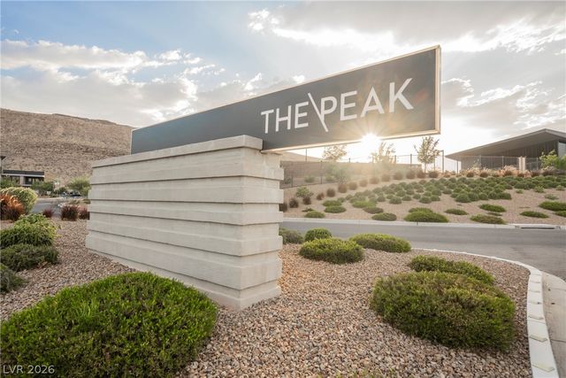 5241 Peak Climb Drive, Las Vegas, NV 89135