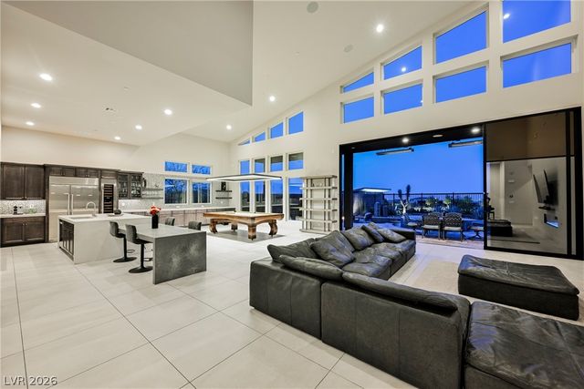 5241 Peak Climb Drive, Las Vegas, NV 89135