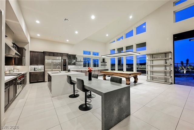 5241 Peak Climb Drive, Las Vegas, NV 89135