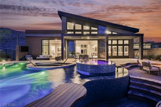 5241 Peak Climb Drive, Las Vegas, NV 89135