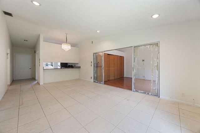 5227 Copperleaf Circle, Delray Beach, FL 33484