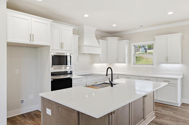 158 Mimosa Road, Inman, SC 29349