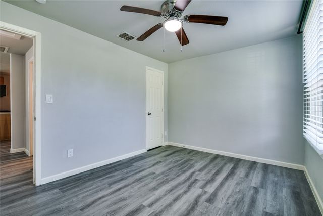 606 W High Street, Terrell, TX 75160