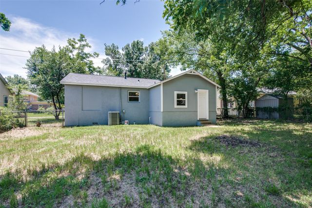 606 W High Street, Terrell, TX 75160