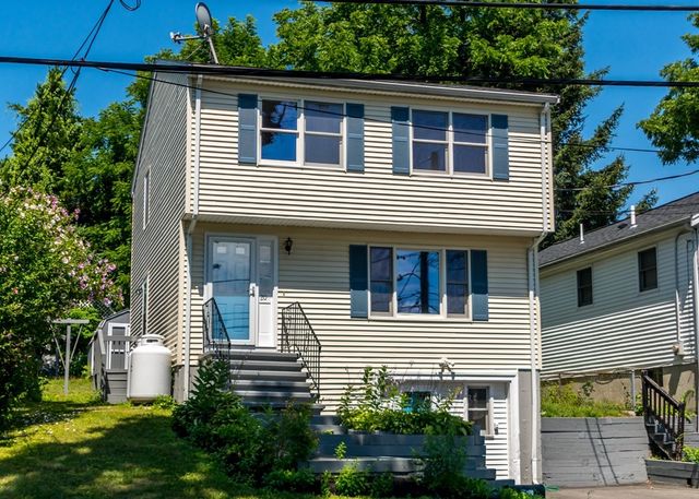 20 Smart Street 20, Waltham, MA 02451