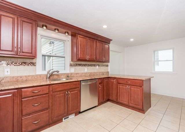 20 Smart Street 20, Waltham, MA 02451