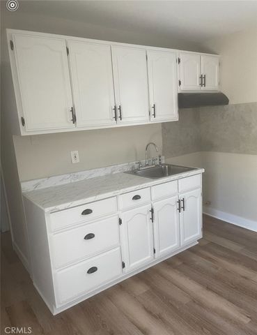 9702 Redfern, Inglewood, CA 90301