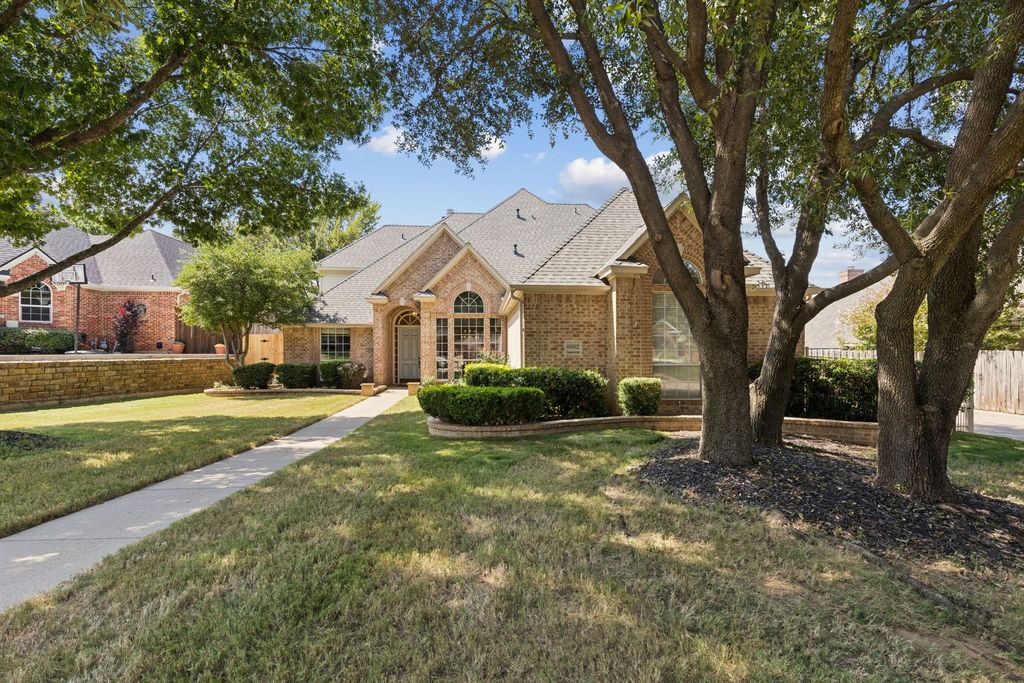 6602 Charleston Drive, Colleyville, TX 76034