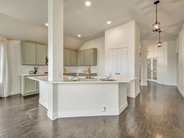 8815 Sunforest Lane, Pearland, TX 77584