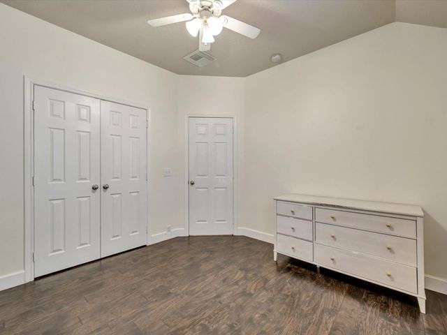 8815 Sunforest Lane, Pearland, TX 77584