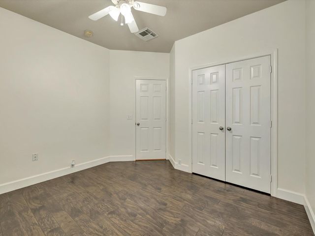 8815 Sunforest Lane, Pearland, TX 77584