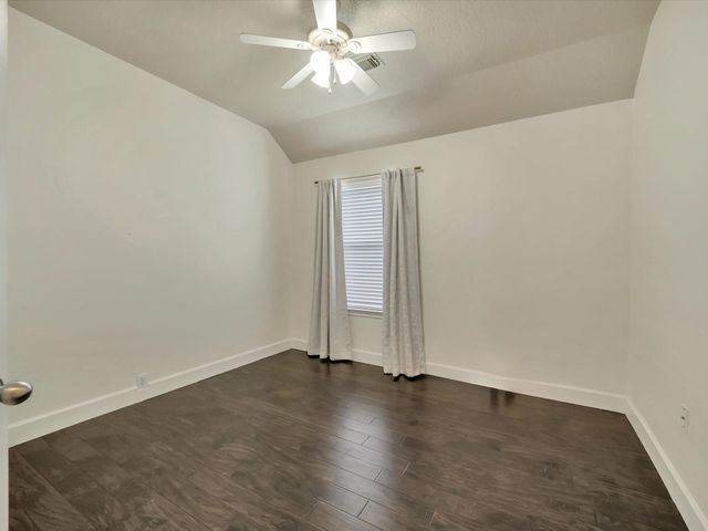 8815 Sunforest Lane, Pearland, TX 77584